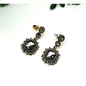 Vintage Inspired Antique Gold and Crystal Dangle Drop Earrings